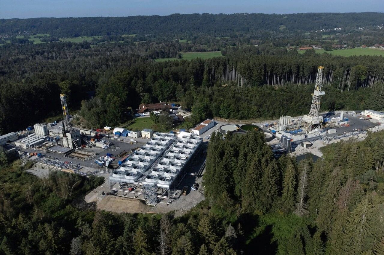 图为德国格雷茨里德的 Eavor 地热电站.jpg